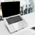 Support Ordinateur Portable Plastique - My Store